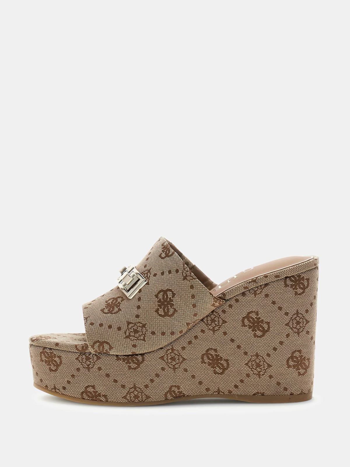 Cuña con el logotipo de Evenza G